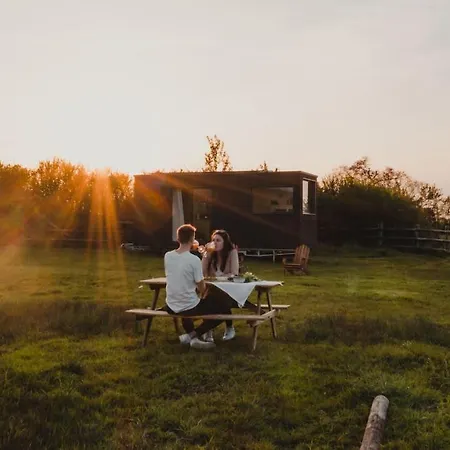 Сasa de vacaciones Parcel Tiny House I Les Jardins De La Thillaye Reux